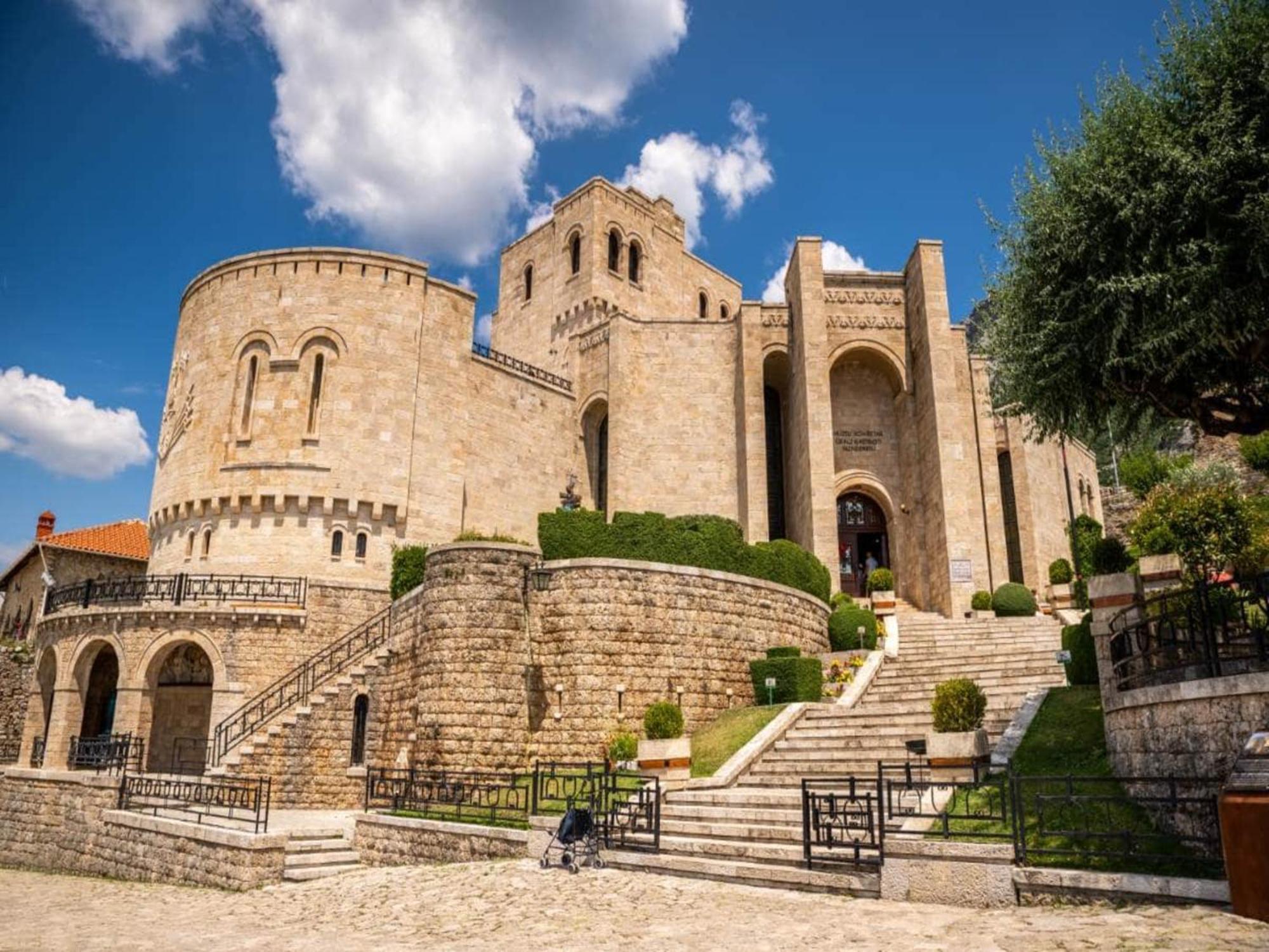 Vila Ama Kruje Bed & Breakfast Dış mekan fotoğraf